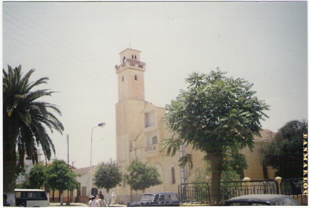 LE TELAGH EGLISE DEVENUE MOSQUEE.JPG